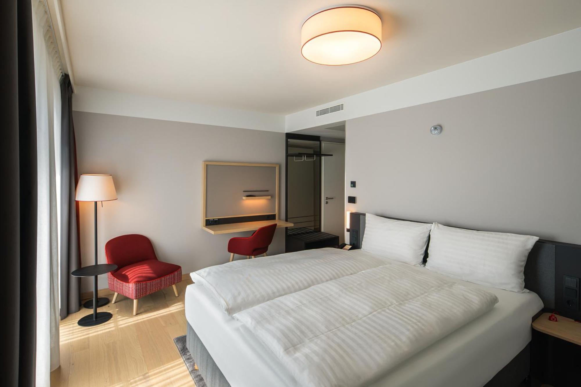 Intercityhotel Heidelberg Exteriör bild