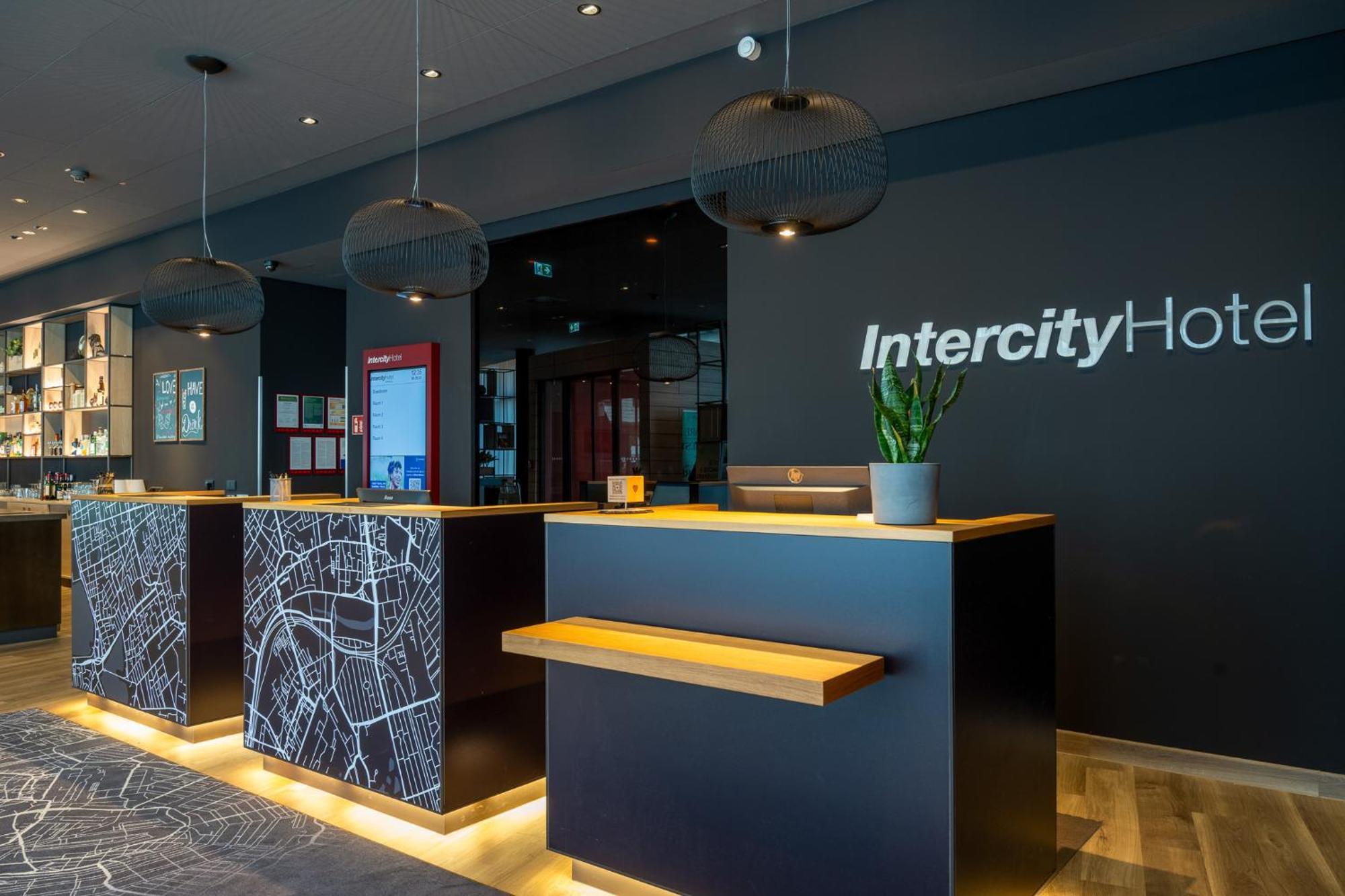 Intercityhotel Heidelberg Exteriör bild